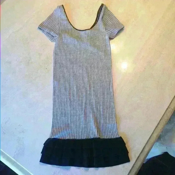 Bebe Dress - Picture 5 of 7